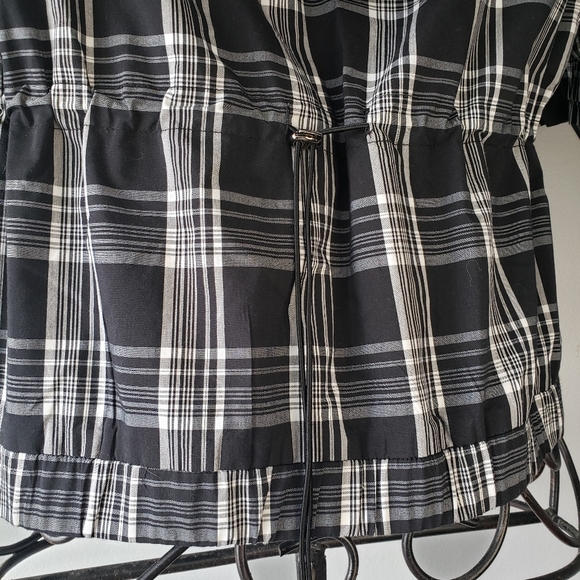 Short Sleeve Jacket - Picture 5 of 11